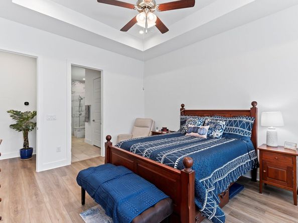 523 Hallwood DR, Liberty Hill TX 78642