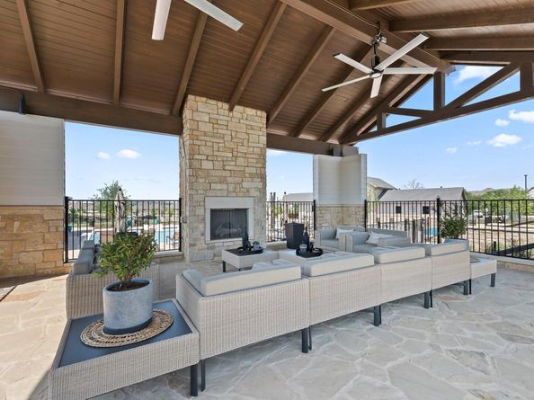 523 Hallwood DR, Liberty Hill TX 78642