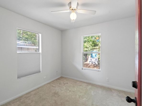 1911 Riverview ST A, Austin TX 78702