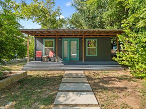 1911 Riverview ST A, Austin TX 78702