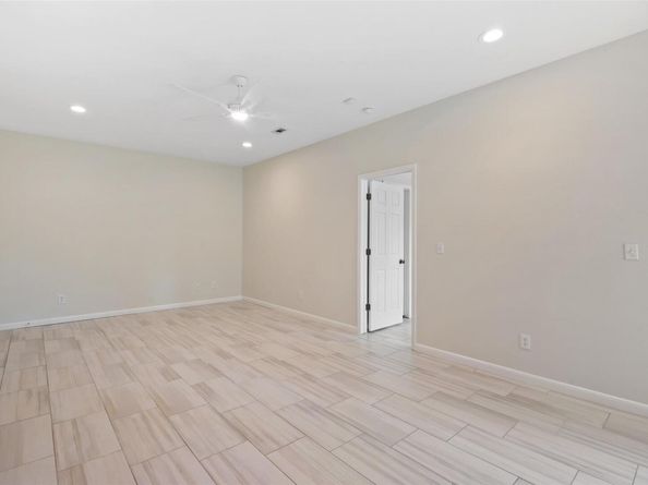 5507 Oakwood CV A2, Austin TX 78731