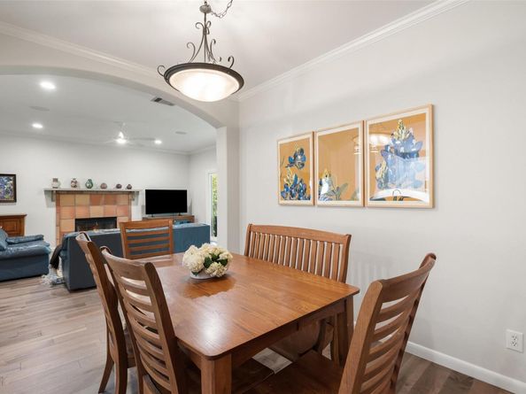 5507 Oakwood CV A2, Austin TX 78731