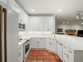 5507 Oakwood CV A2, Austin TX 78731