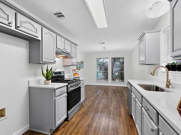 11317 Pardoners Tale LN, Austin TX 78748