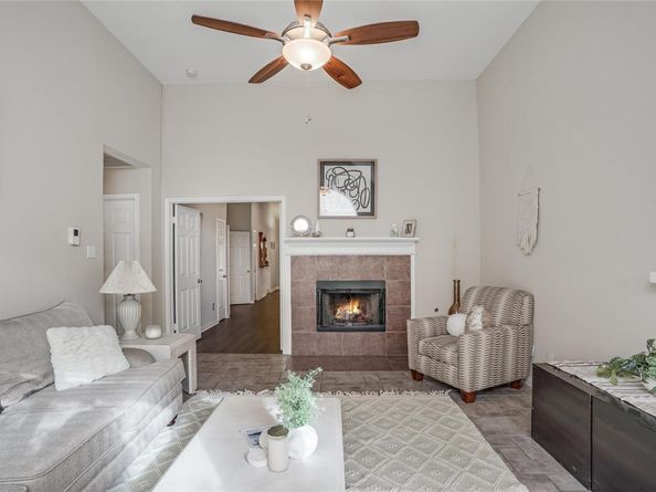 7051 Thistle Hill WAY, Austin TX 78754