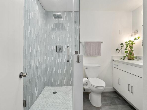 1801 Lavaca ST 7B, Austin TX 78701