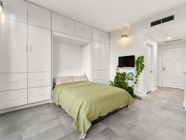 1801 Lavaca ST 7B, Austin TX 78701