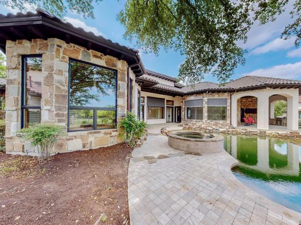 208 Goodnight DR, Georgetown TX 78628