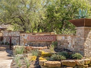 8221 Carranzo DR, Austin TX 78735