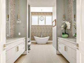 8221 Carranzo DR, Austin TX 78735