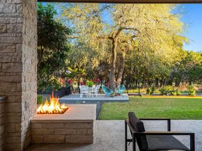 8221 Carranzo DR, Austin TX 78735