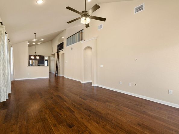 120 Briar Park DR, Georgetown TX 78626