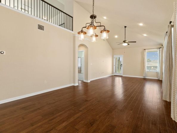 120 Briar Park DR, Georgetown TX 78626