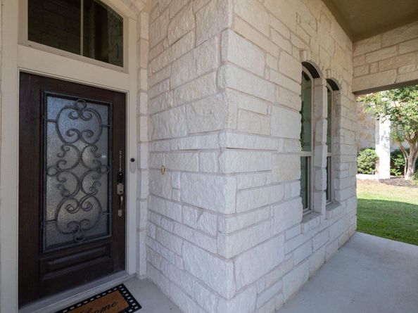 120 Briar Park DR, Georgetown TX 78626