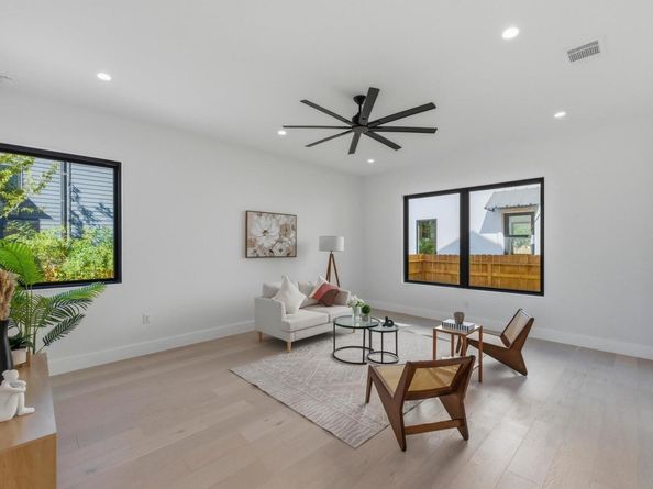 802 Philco DR 1, Austin TX 78745