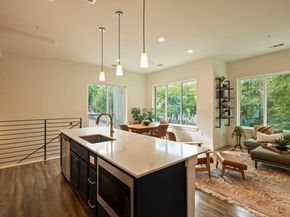 2804 S 1st ST 2107, Austin TX 78704