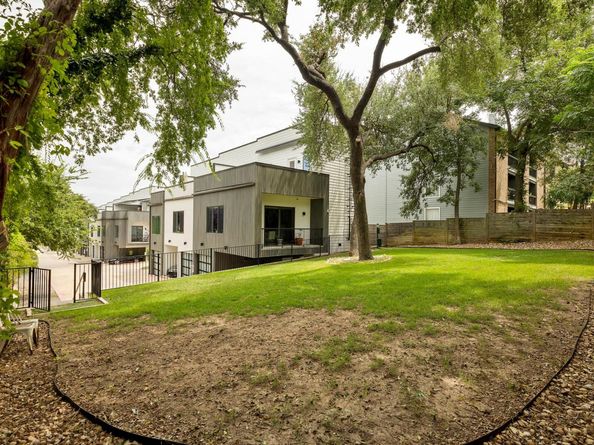 2804 S 1st ST 2107, Austin TX 78704