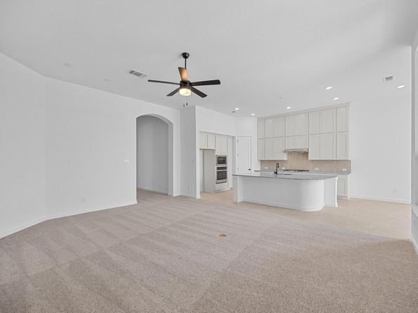 22809 Golden Daisy LN, Lago Vista TX 78645