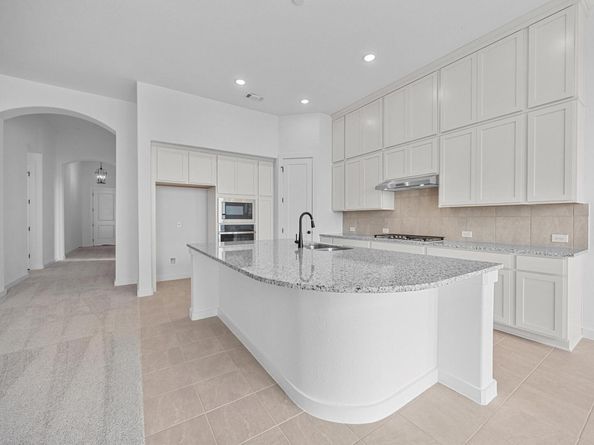 22809 Golden Daisy LN, Lago Vista TX 78645
