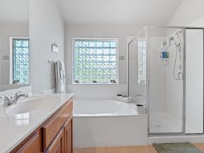 1024 Portchester Castle PATH, Pflugerville TX 78660