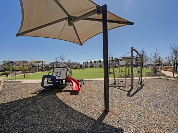 5809 Charles Merle DR B, Austin TX 78747