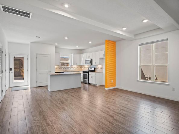 5809 Charles Merle DR B, Austin TX 78747