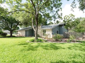 3801 Oak Creek DR, Austin TX 78727