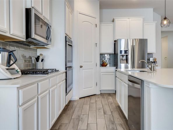 612 Acadia BND, Cedar Park TX 78613