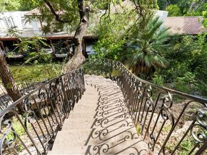 1937 Rue de Saint Tropez 10, Austin TX 78746