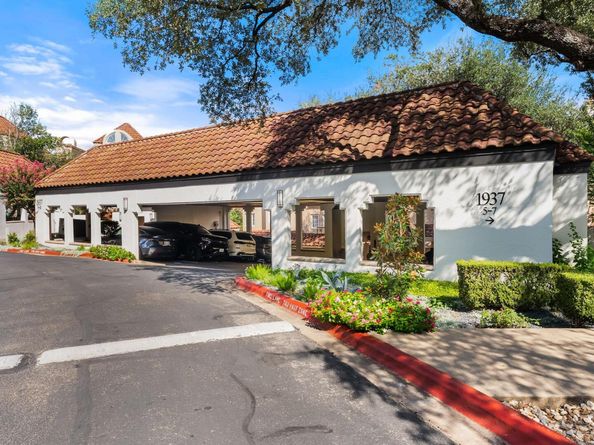 1937 Rue de Saint Tropez 10, Austin TX 78746