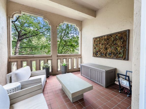 1937 Rue de Saint Tropez 10, Austin TX 78746
