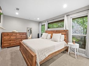 2101 Airole WAY B, Austin TX 78704