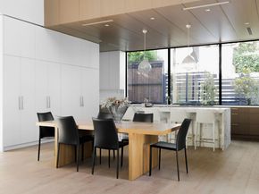 2106 Matthews DR, Austin TX 78703