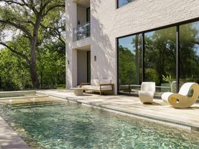 2106 Matthews DR, Austin TX 78703