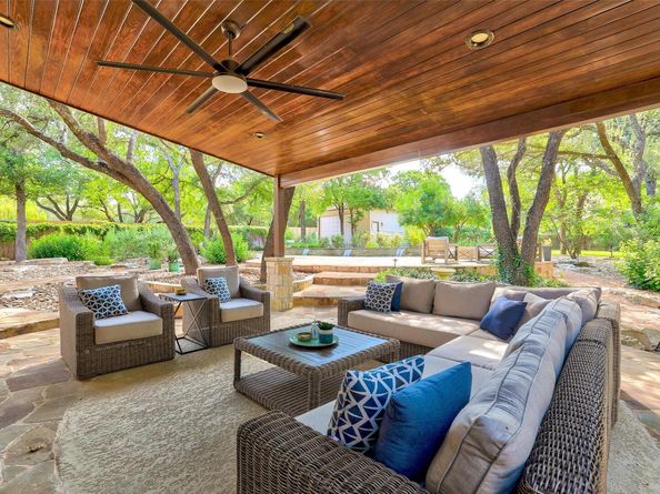 111 Roberts CIR, Georgetown TX 78633