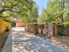 111 Roberts CIR, Georgetown TX 78633