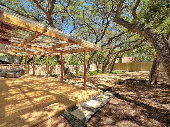 8301 Belclaire LN, Austin TX 78748