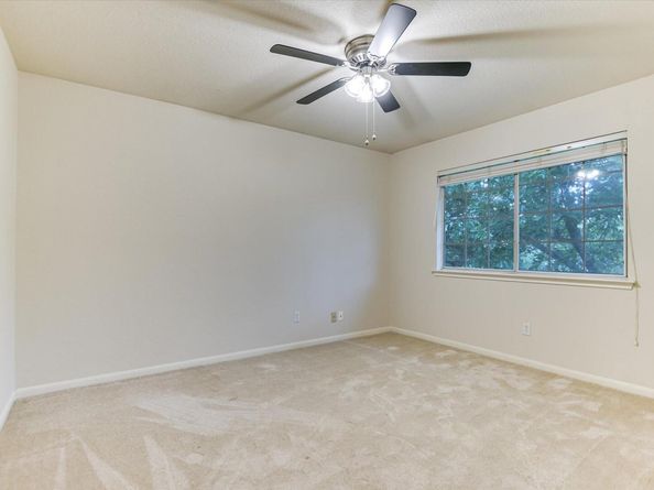 13022 Hunters Chase DR, Austin TX 78729