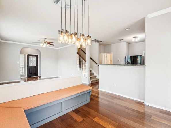1700 Strobel LN, Austin TX 78748