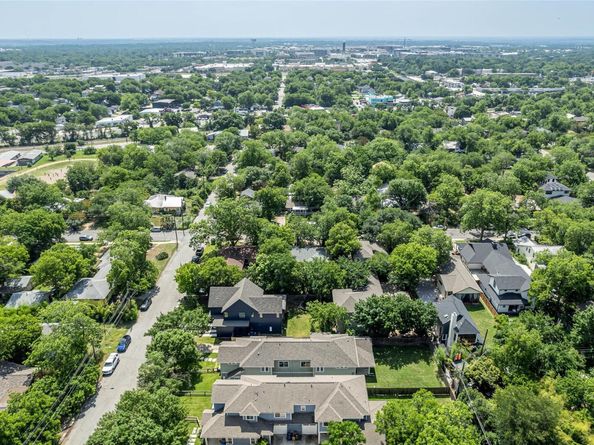 705 E 49th ST A, Austin TX 78751