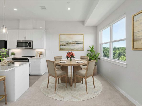 12001 Vista Parke DR 702, Austin TX 78726