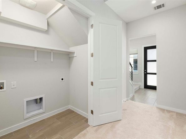 12001 Vista Parke DR 702, Austin TX 78726