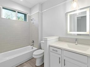 12001 Vista Parke DR 702, Austin TX 78726