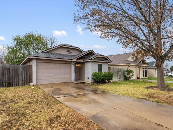 1100 Fairlawn CV, Round Rock TX 78664