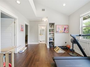 2612 Zaragosa ST, Austin TX 78702