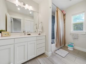 2612 Zaragosa ST, Austin TX 78702