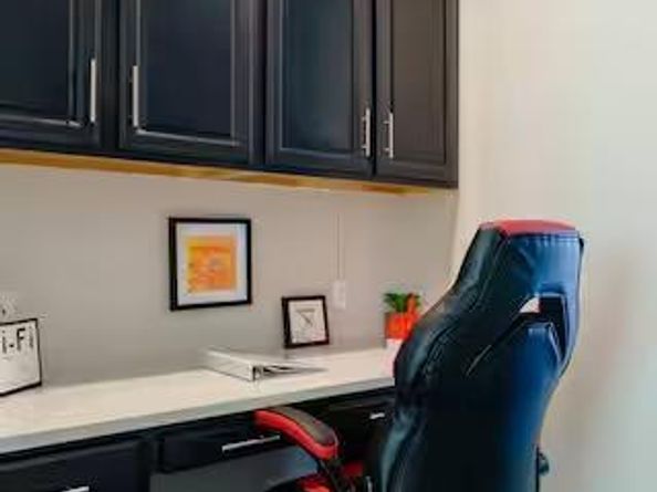 807 E 16th ST B, Austin TX 78702
