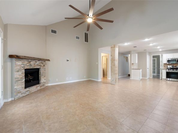 5042 Cleves ST, Round Rock TX 78681