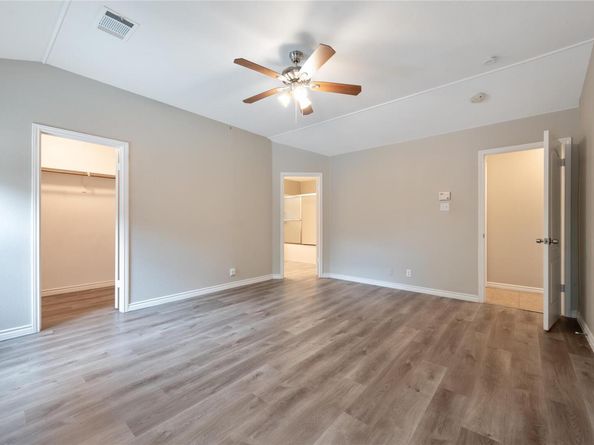 5042 Cleves ST, Round Rock TX 78681