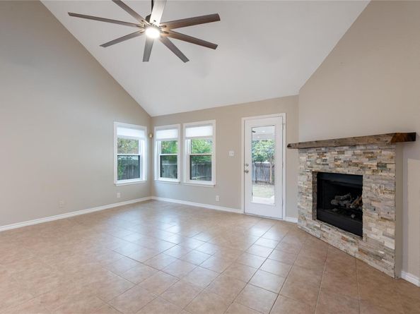 5042 Cleves ST, Round Rock TX 78681